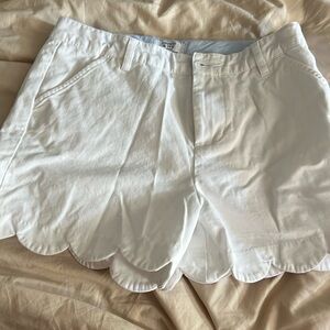 Kids crown and ivy white shorts